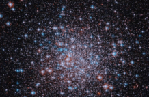 NASA以哈勃早期宇宙璀璨景象致敬时刻