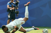 疯狂2-0！世界杯精彩一夜：姆巴佩失点后破门，法国连续3届进四强
