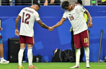 世界杯-奥亚萨瓦尔点射波罗破门 西班牙2-0法国进决赛