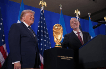 特朗普公开批评英格兰队主帅图赫尔战术“反常”，透露曾和凯恩一同打过高尔夫