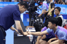 从讲台到赛场，他是深圳教师也是全国乒乓球知名裁判
