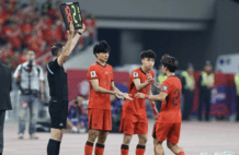 前途无量！18岁布尼亚明中超数据超多数国脚：国足该召他了