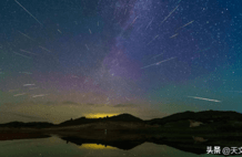 八月观星：行星列队、两日食及神秘恒星