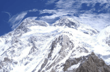 好友悼念巴基斯坦雪崩遇难的中国登山者：他爱跑步体能非常好