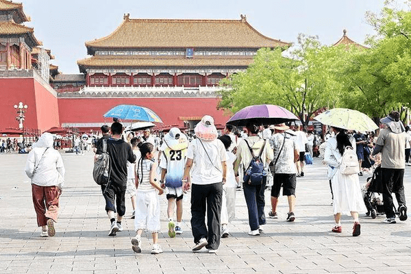 “今天总得有40°C了吧？”气象部门为啥还不预警？