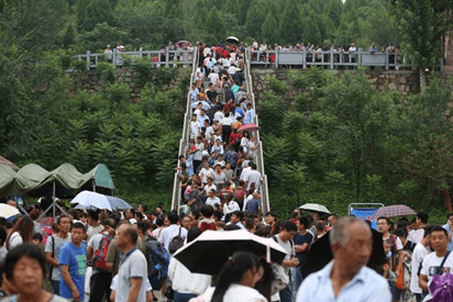 安阳林州：“鱼”你相约万泉湖，千人共品老锅鱼活动在万泉湖景区隆重举行