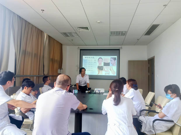 兰小鹿照片集元极点疗法培训