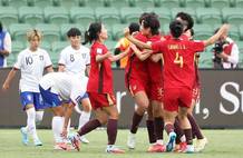 热议中国女足：120分钟苦战还损失了王霜 半决赛能过关吗