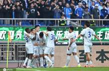 中超-特谢拉王钰栋破门杨皓宇染红 浙江1-1战平10人申花