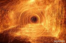 科学家发现黑洞中子星异常轨道