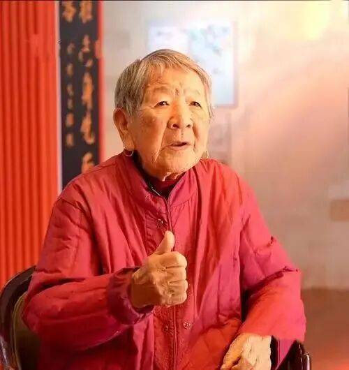 守护全国唯一解放军庙的阿婆，去世了