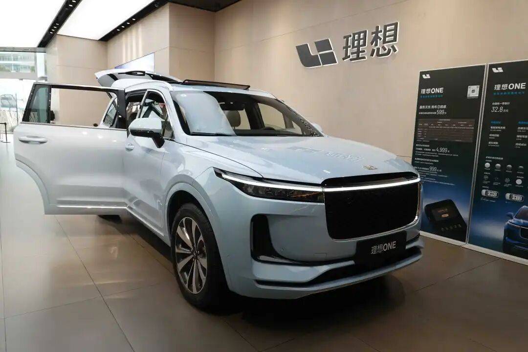 李想朋友圈炮轰：遭遇“最恶劣内卷”，东风日产高管回应：尊重每一家同行，包括理想汽车