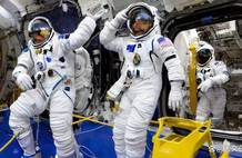 NASA2028登月计划或因太空服短缺推迟监督报告警示
