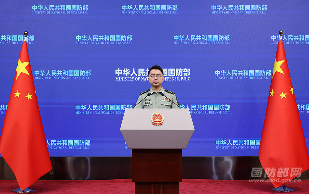 解放军舰机越过“海峡中线”数量增加，可能与近期台高层窜访活动有关？国防部回应