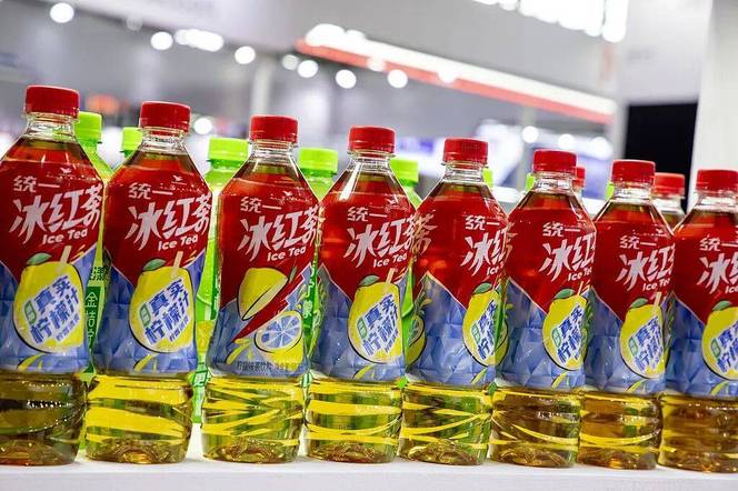 “饮料大王”，卖不动了