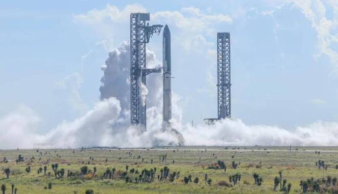 SpaceX完成星舰14飞低温加注彩排，首次轨道任务进入最后准备- 搜狐时间线