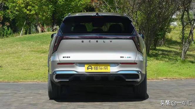 2027款吉利博越L第四代i-HEV：不插电的油混SUV，售价9.99万元起