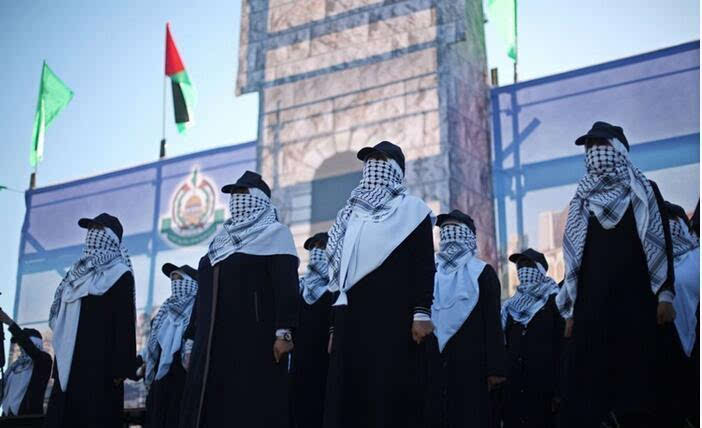 巴勒斯坦女性举行集会活动 支持哈马斯运动