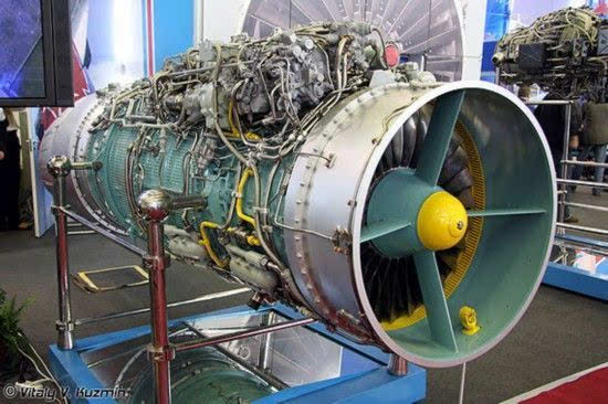 j52涡喷发动机图片