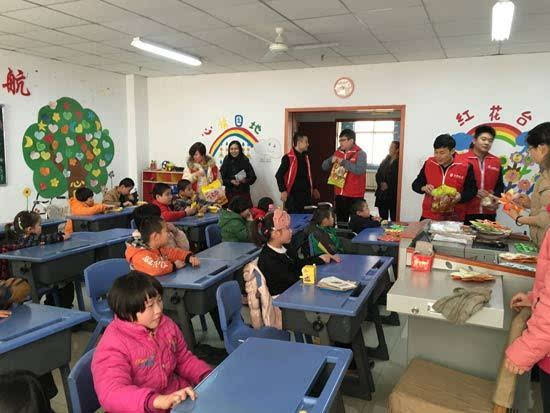 天津市儿童福利院义工图片