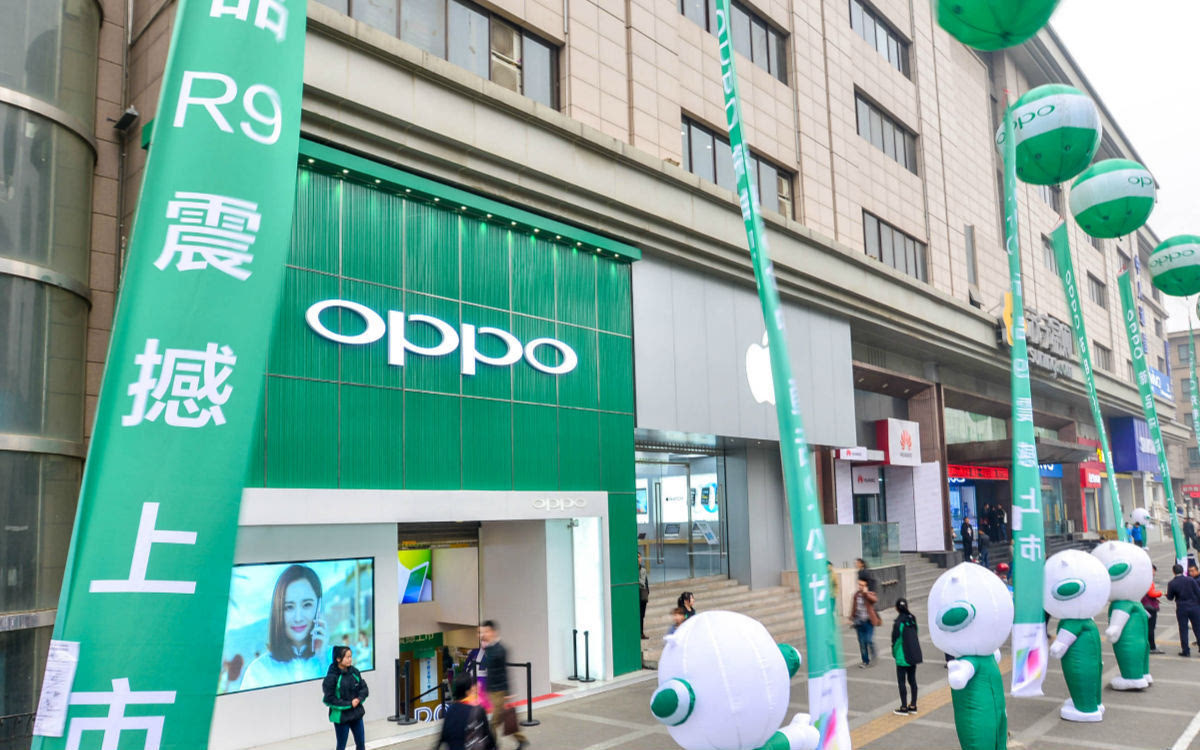 為什麼明明可以網購更便宜的手機,他們卻到店裡買了 oppo