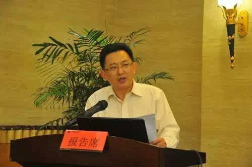 其它 正文 西陵区教育局副局长,教科院院长冯发柱发言 据悉,自2012年