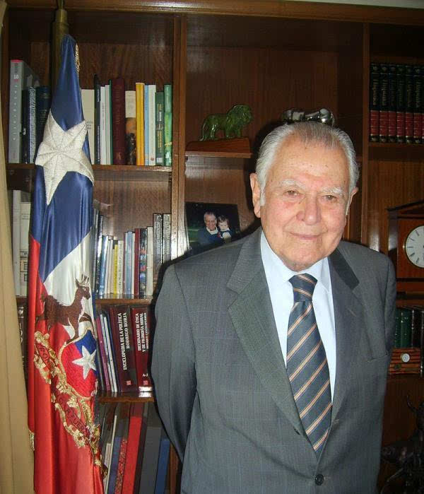 智利97岁前总统艾尔文去世,系智利历史上首位访华的总统