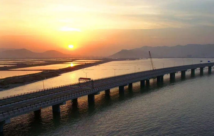 连云港新亚欧大陆桥图片