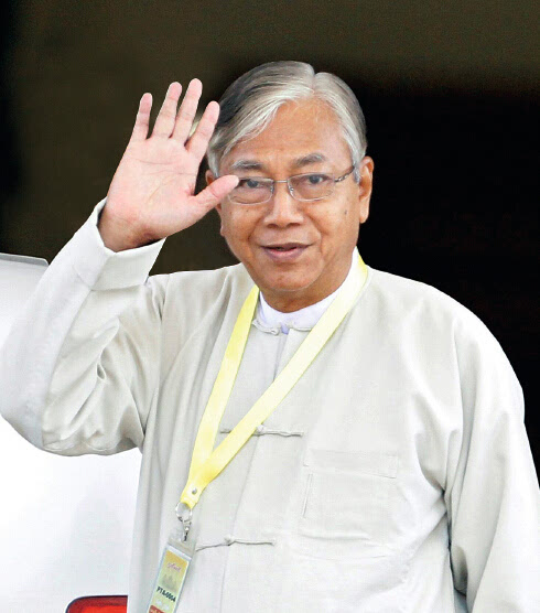 缅甸新总统,昂山素季右手边的男人