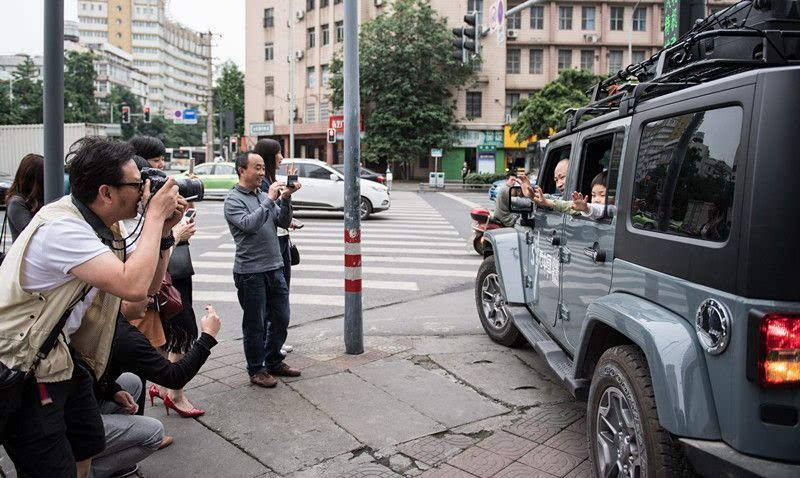 庞传兴认为,如果一个人从小喜欢一件事情,然后一生又专心从事这个事业