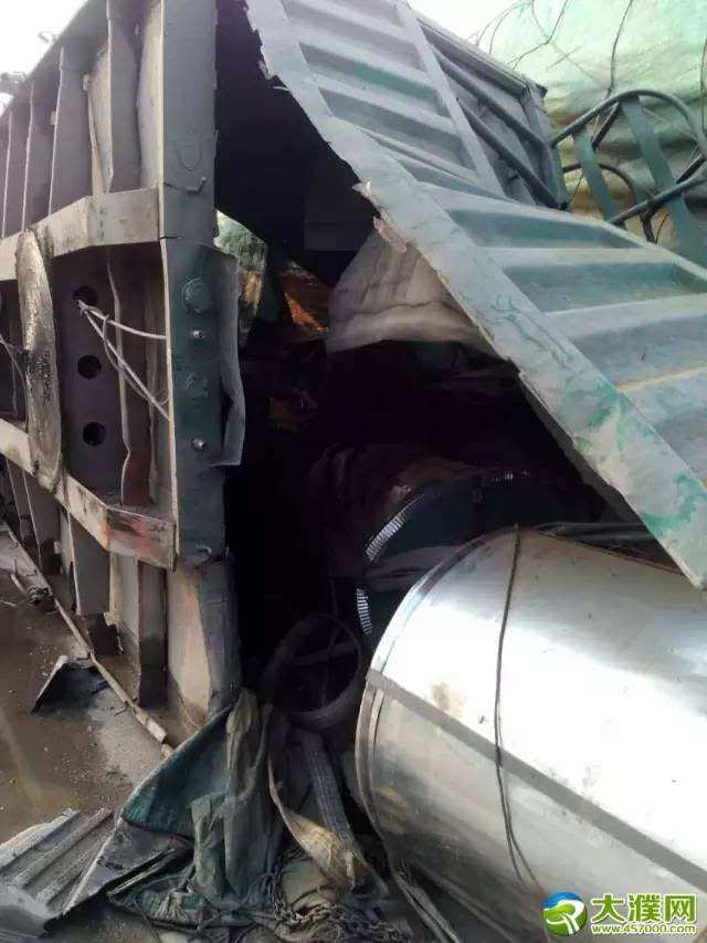 南环路车祸图片
