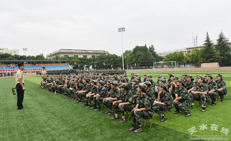 天水师范学院军训图片图片