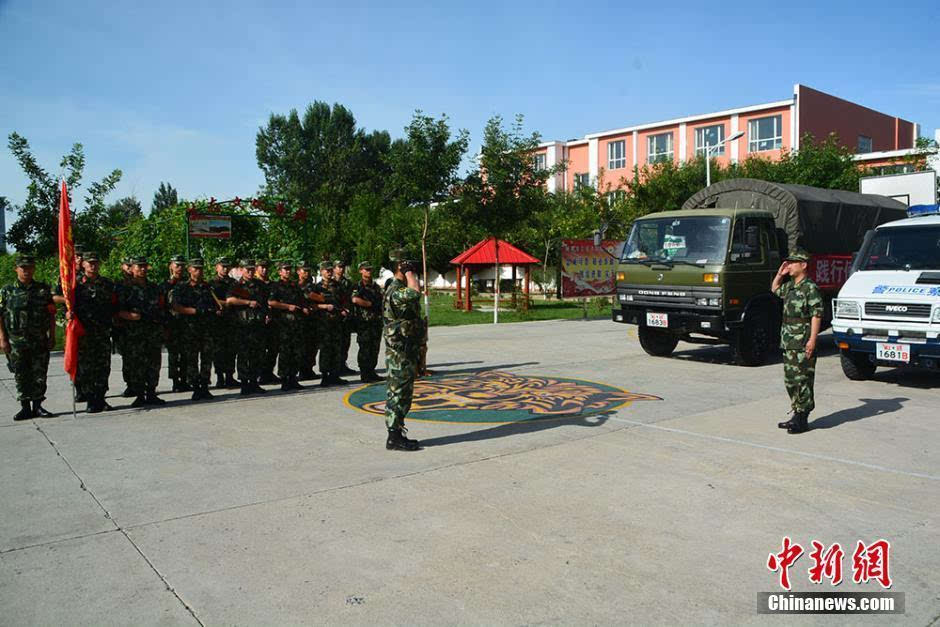 进入八月,天气渐热,武警新疆阿勒泰边防支队哈巴河大队机动中队组织