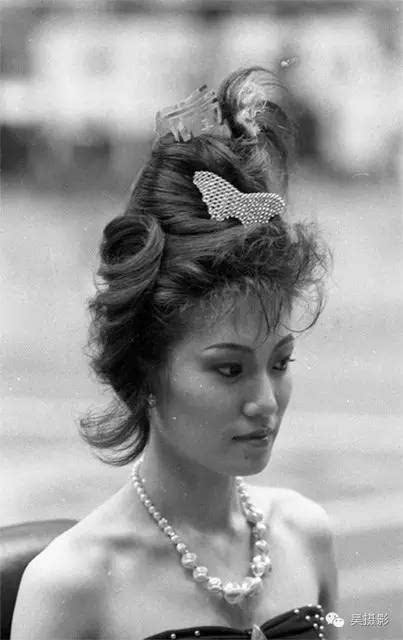 80年代女人手帕扎头发图片
