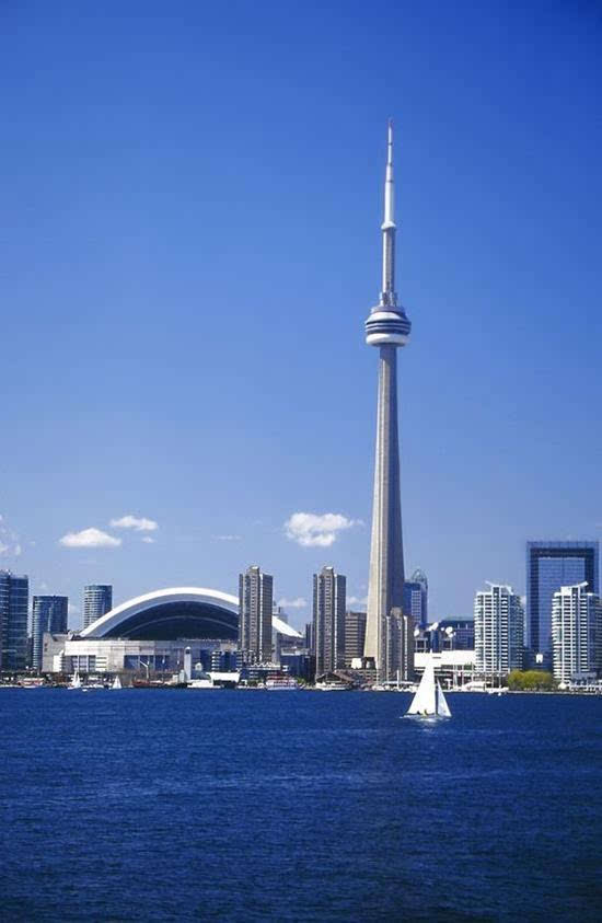 加拿大国家电视塔是世界七大工程奇迹