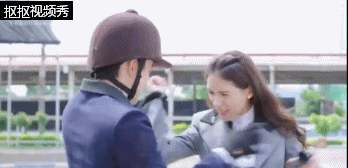 羞涩教跳舞的时候,更是撩妹绝佳的时机分分钟就能给你们截出个脸红