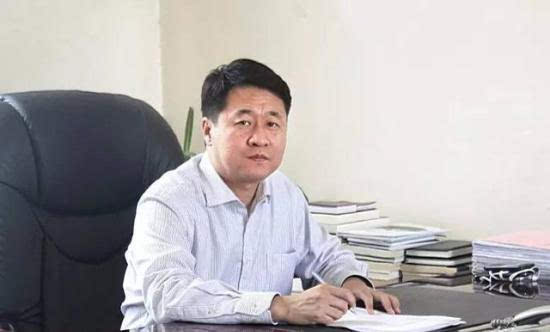 滕永军据《济南时报》8月28日报道,8月24日,山东省济南市委组织部发布