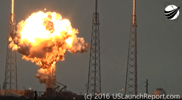 SpaceX“猎鹰9号”爆炸完整视频公布