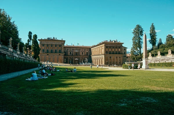 早在十四世纪初期,波波里花园是佛罗伦萨最显赫的贵族——美第奇甲邋