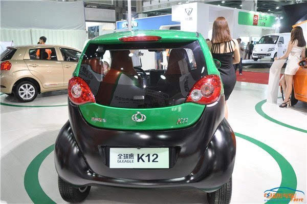 作为吉利和康迪合作的主打产品,全球鹰一直主打城市便捷车型,无论是