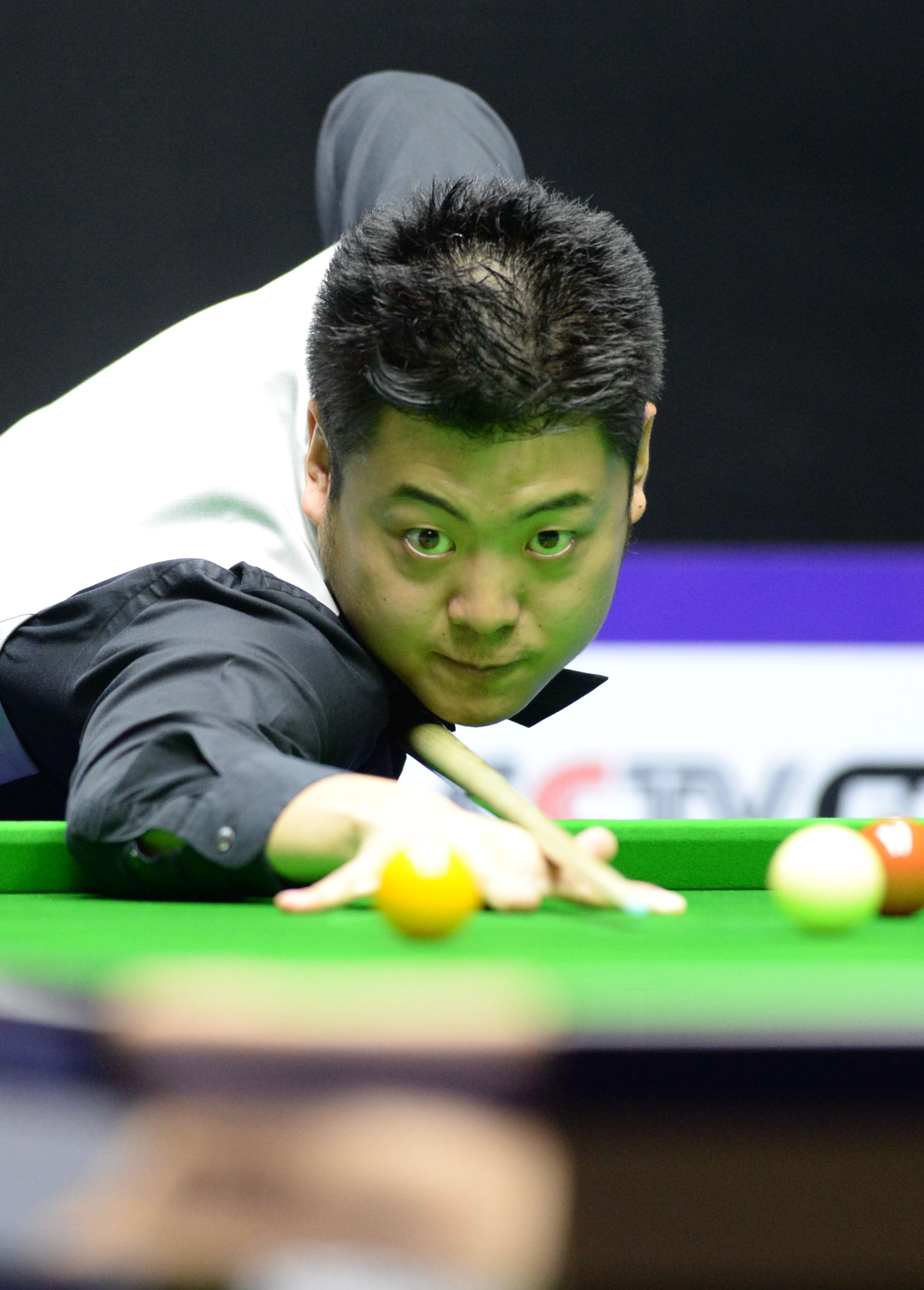 英格兰公开赛决出八强 梁文博成中国独苗