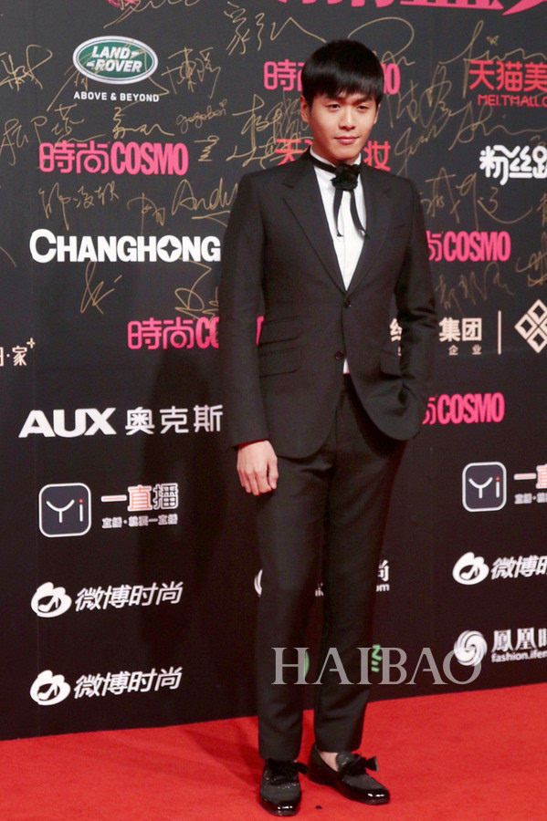 2016时尚cosmo美丽盛典红毯有星光,小花们优雅上阵最抢镜!