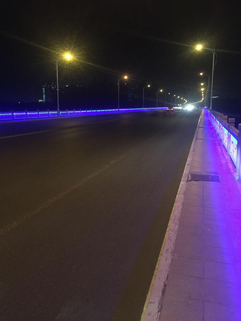 11月18日,由宿迁市公路处负责实施的市区发展大道运河桥,运河二号桥