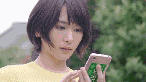 自从森山美栗(新垣结衣 饰)研究生毕业之后,工作就不是很顺利,还一度