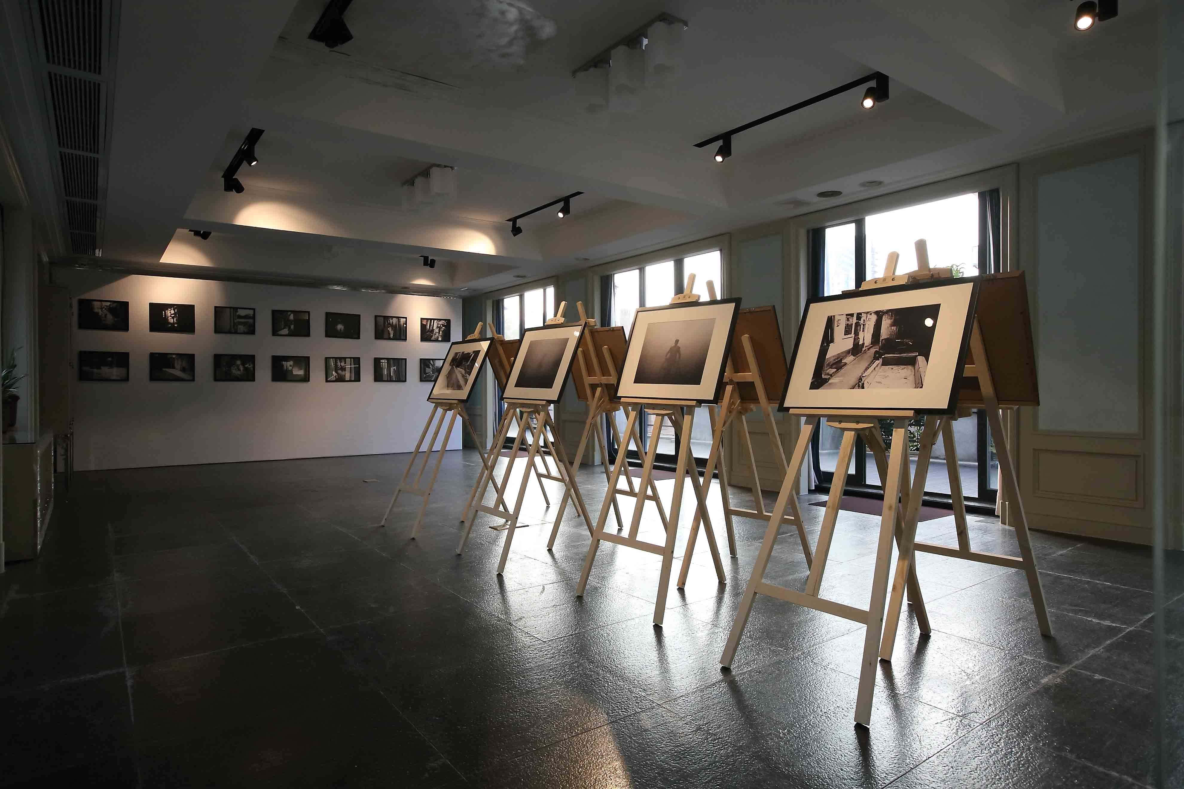 无畏的摄影师吴贵华用胶卷展示着他的吴way!