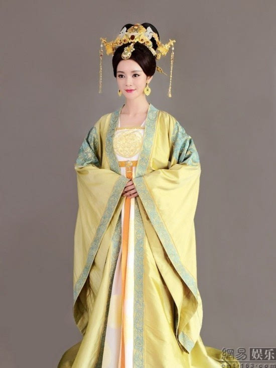 孤芳不自赏掀古装潮盘点古装剧中皇后经典造型