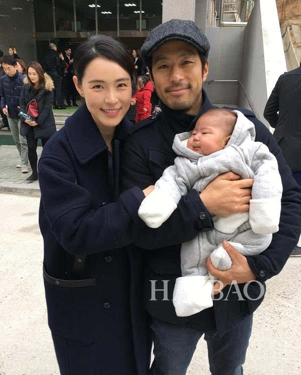 歌手朴嘉熙一家