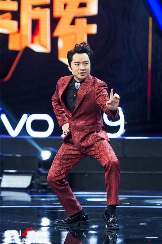 《王牌对王牌2》成龙抱头大哭?宋茜杨幂相互毁容