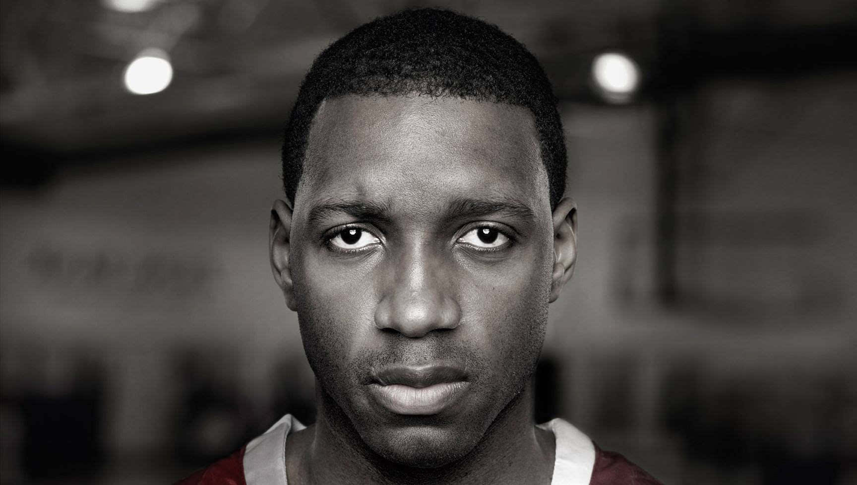 麦蒂做专车司机路边拉活 与美女乘客聊麦蒂时刻