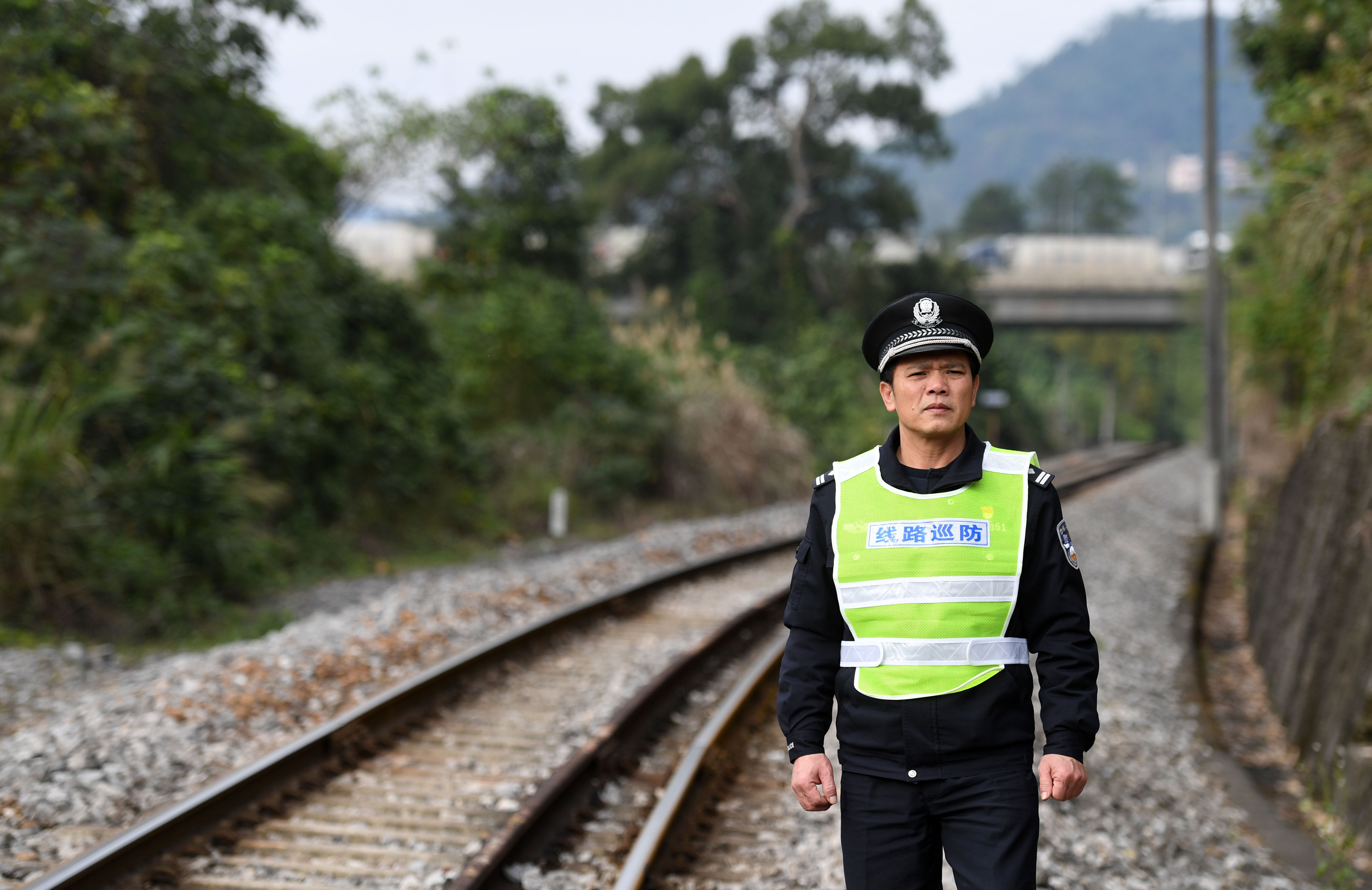 一位邊境鐵路壯族警察的